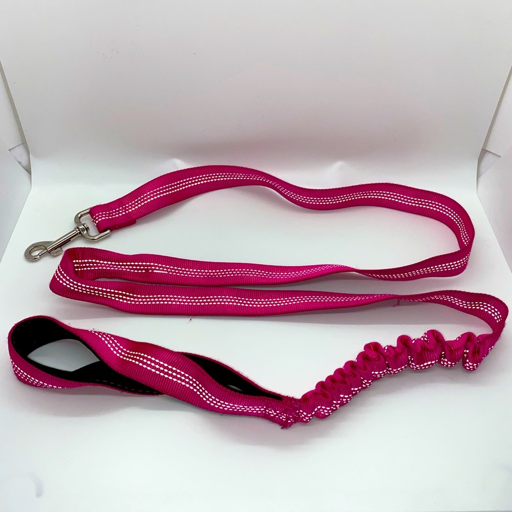 2 No Pull Dog Leashes for price of 1! 🐶☺️ 🐾